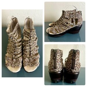 Jambu Sugar Cheetah Shoes Sport Wedge Design Heels Ankle Gladiator Sandals 8.5